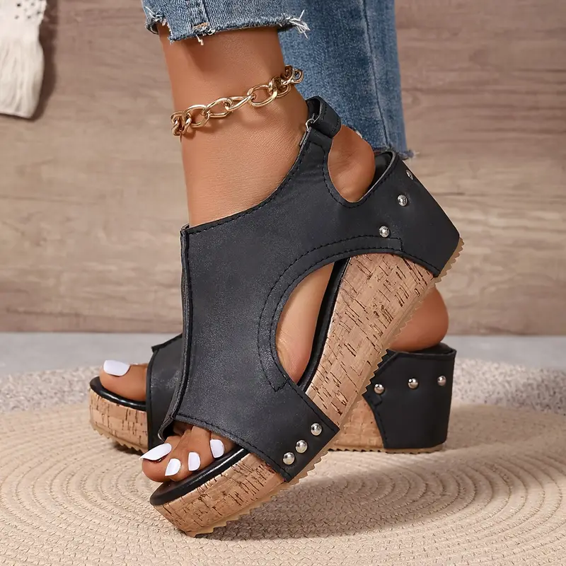Kimberly Benn | Orthopedic Sandals