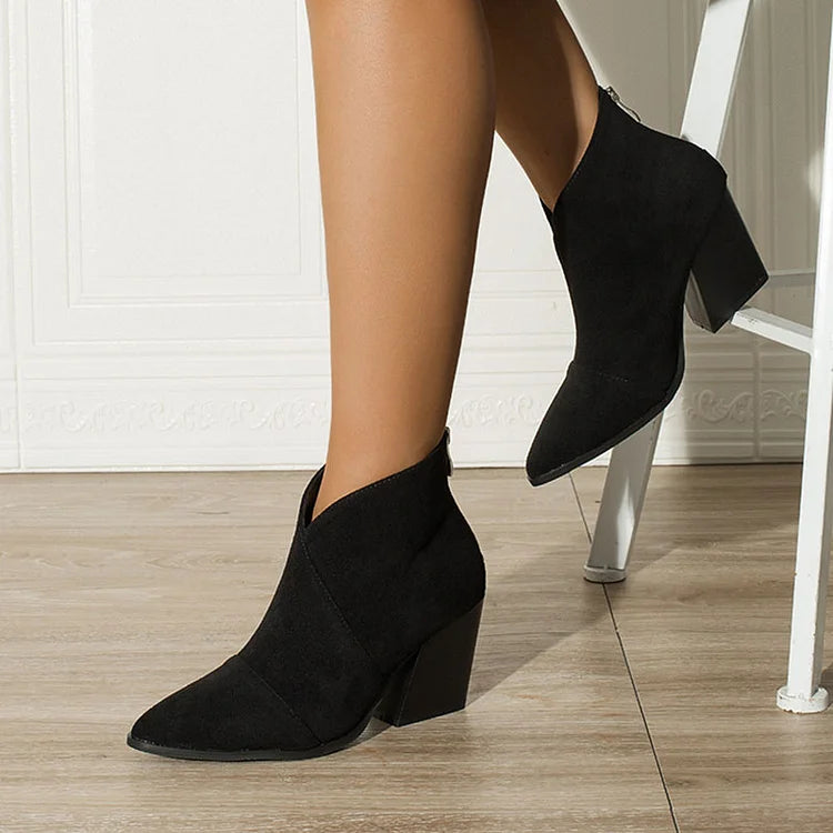 Kimberly Benn | Pointed Ankle Boot