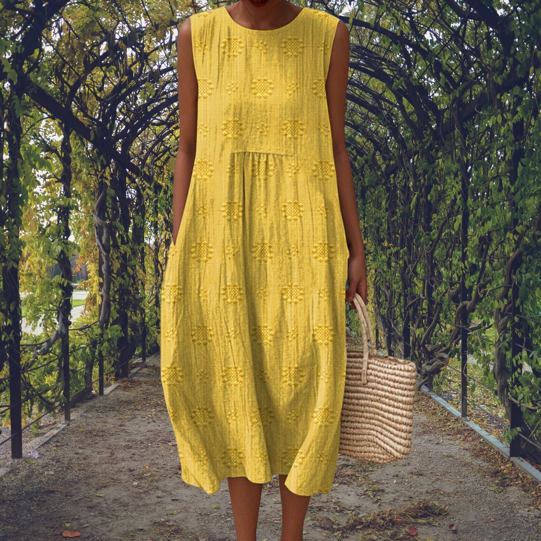 Kimberly Benn | Elegant Sleeveless Dress With Pockets