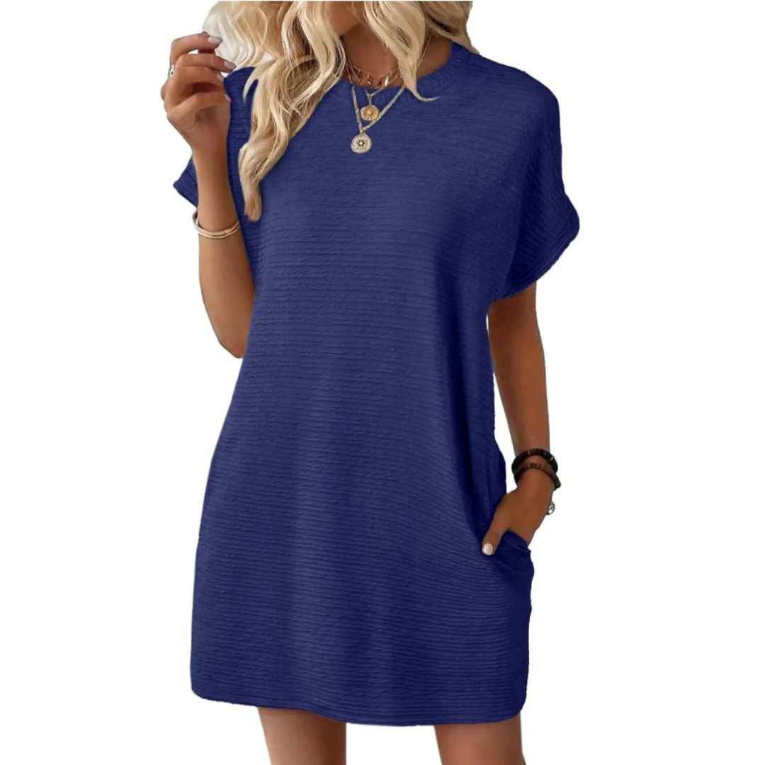 Kimberly Benn | Casual Minimalist Round Neck Summer Dress