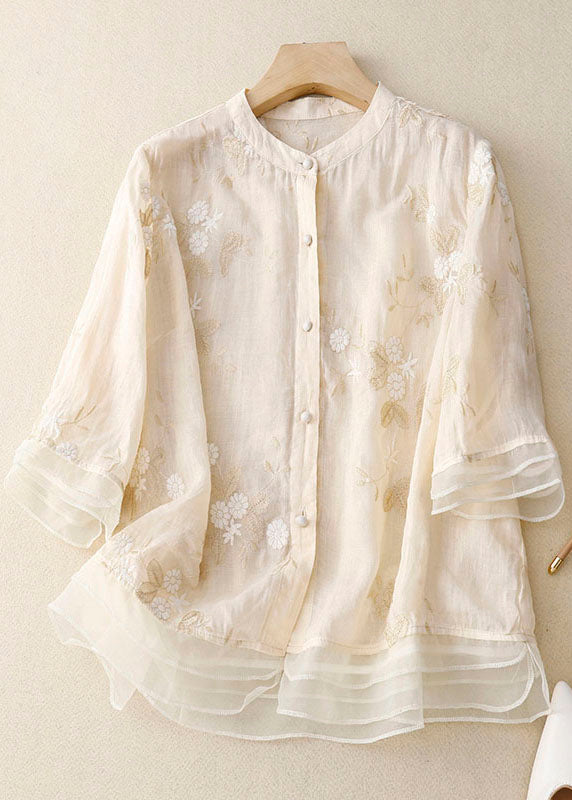 Kimberly Benn | Elegant Blouse with Delicate Embroidery