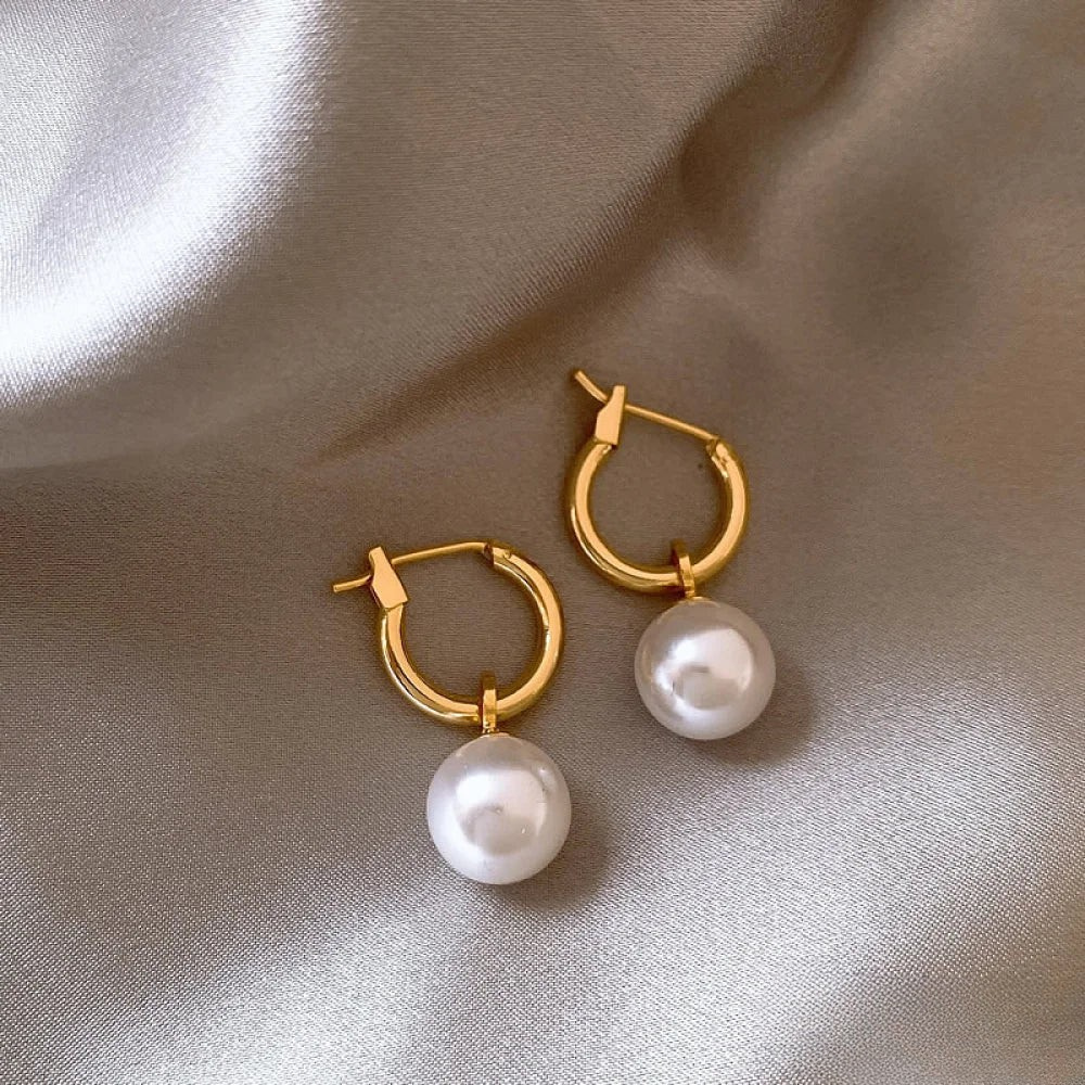 Kimberly Benn | Elegant Earrings with Golden Pearls
