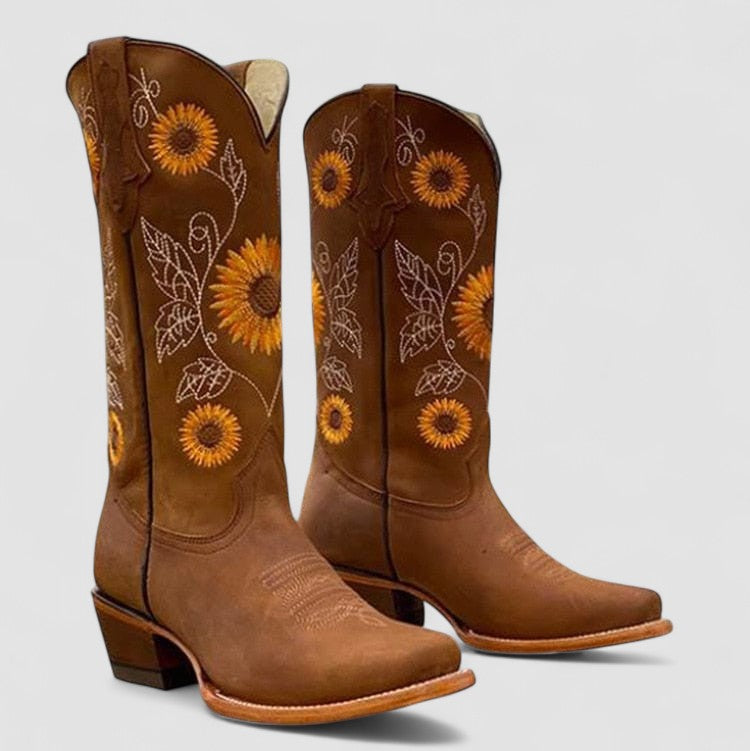 Kimberly Benn | Orthopedic Western Boots