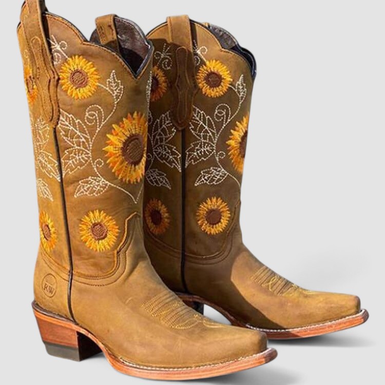 Kimberly Benn | Orthopedic Western Boots