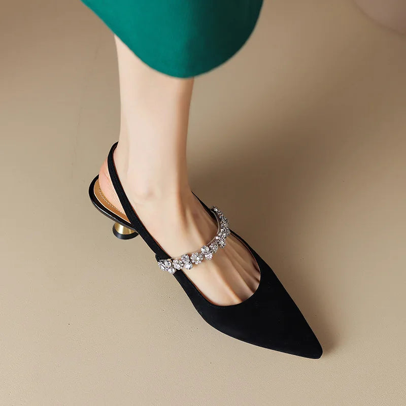 Kimberly Benn | Elegant Pumps