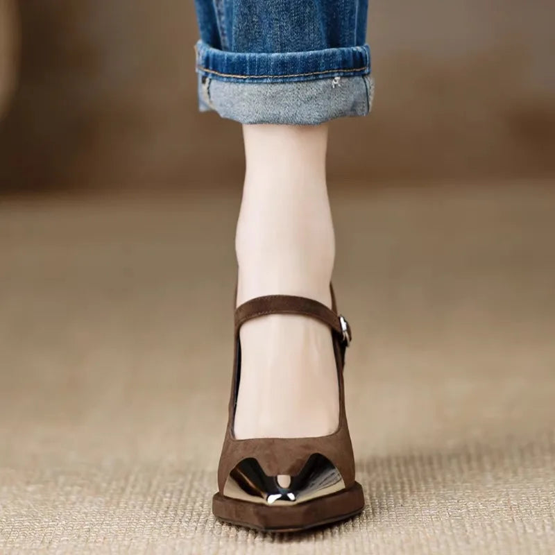 Kimberly Benn | Elegant Pumps