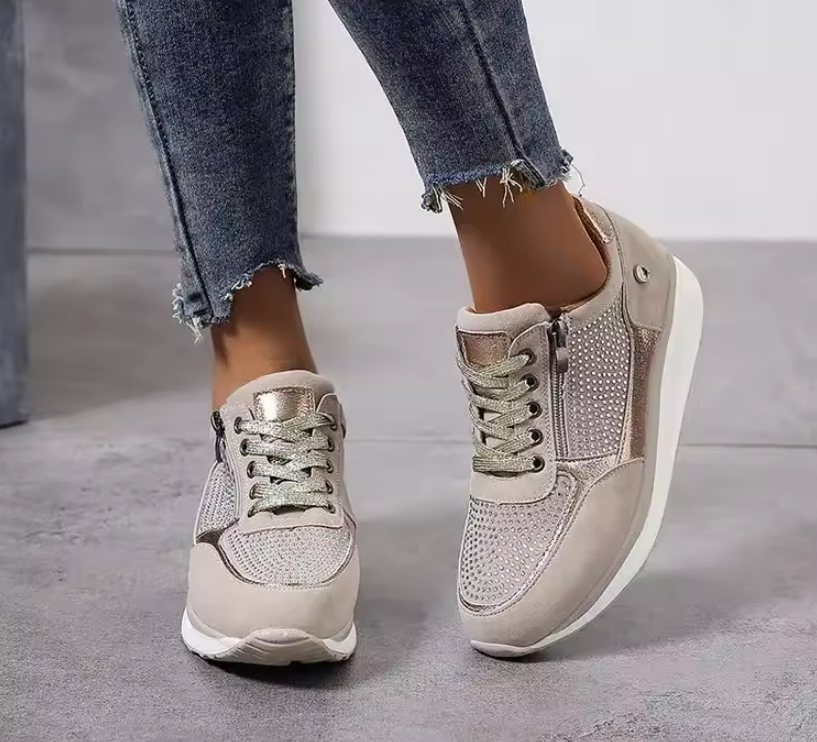 Kimberly Benn | Everyday Ease Sneakers