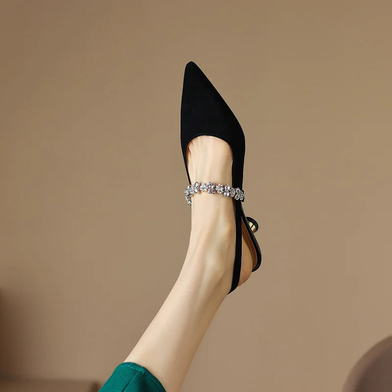 Kimberly Benn | Elegant Pumps