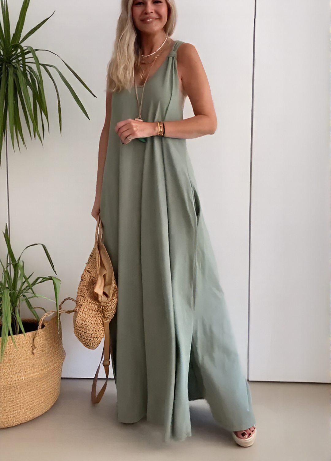 Kimberly Benn | Sleeveless Flowy Maxi Dress