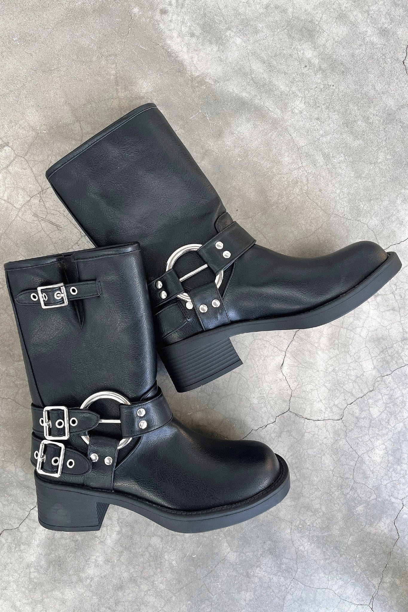 Kimberly Benn | Black Short Boots