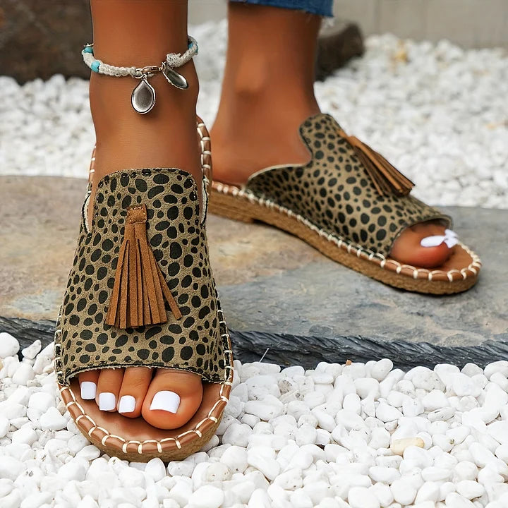 Kimberly Benn | Casual Orthopedic Sandals