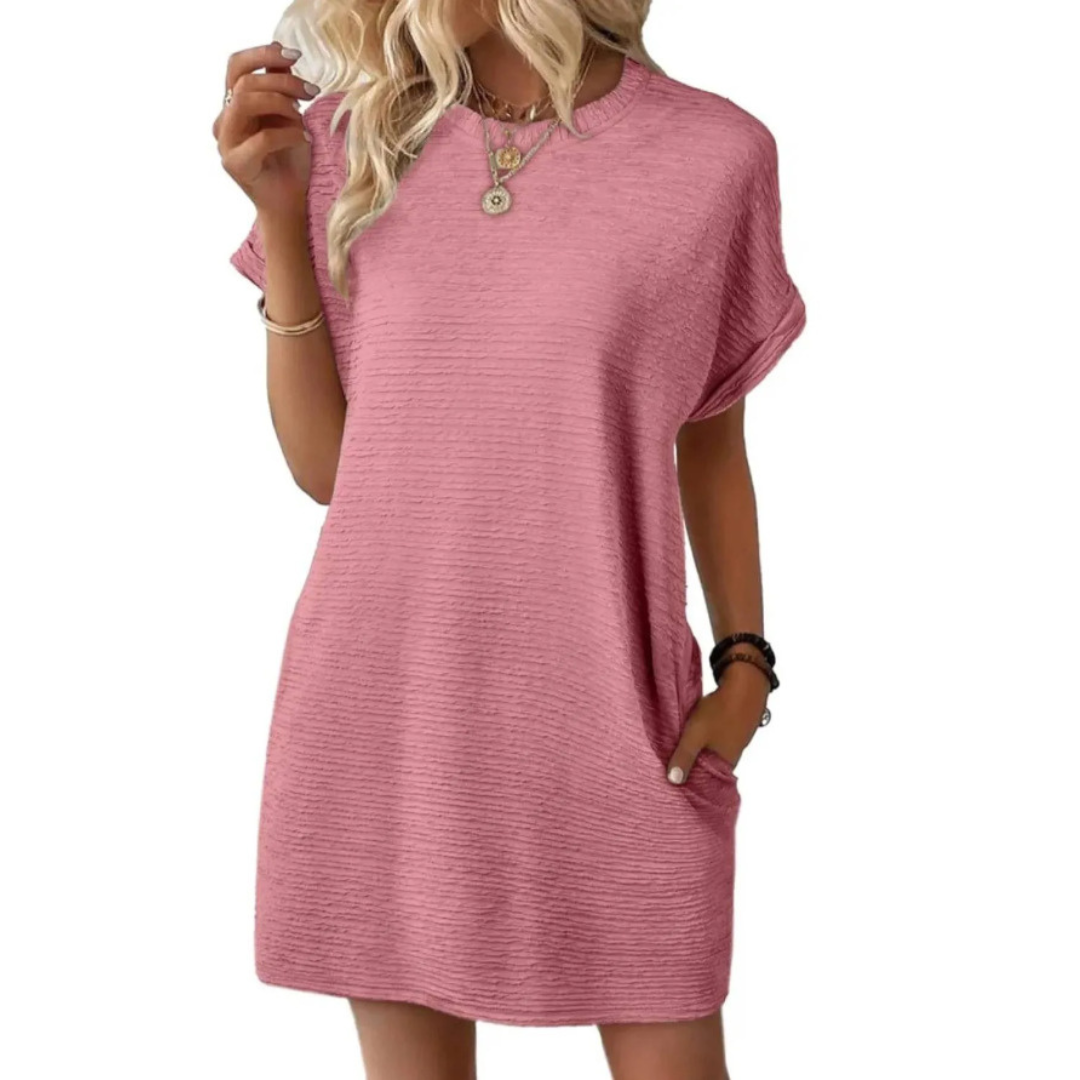 Kimberly Benn | Casual Minimalist Round Neck Summer Dress