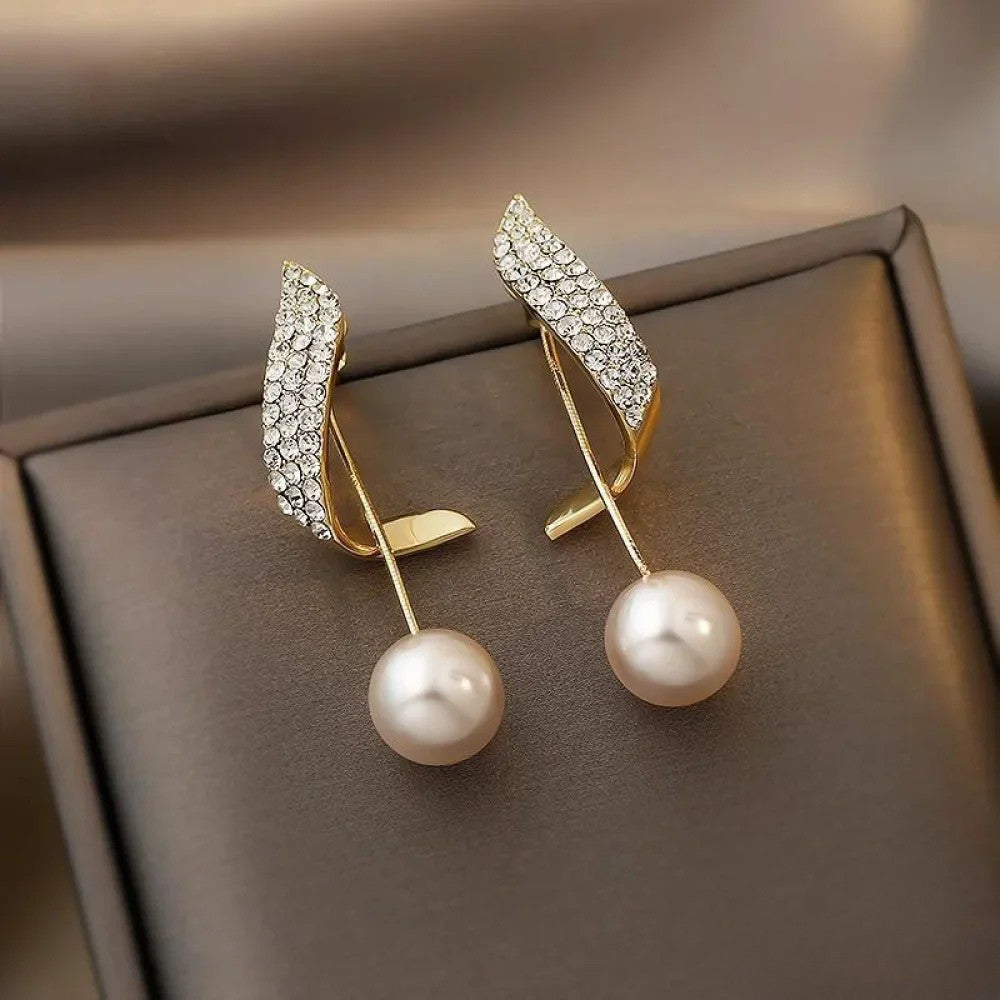 Kimberly Benn | Pearl Earrings
