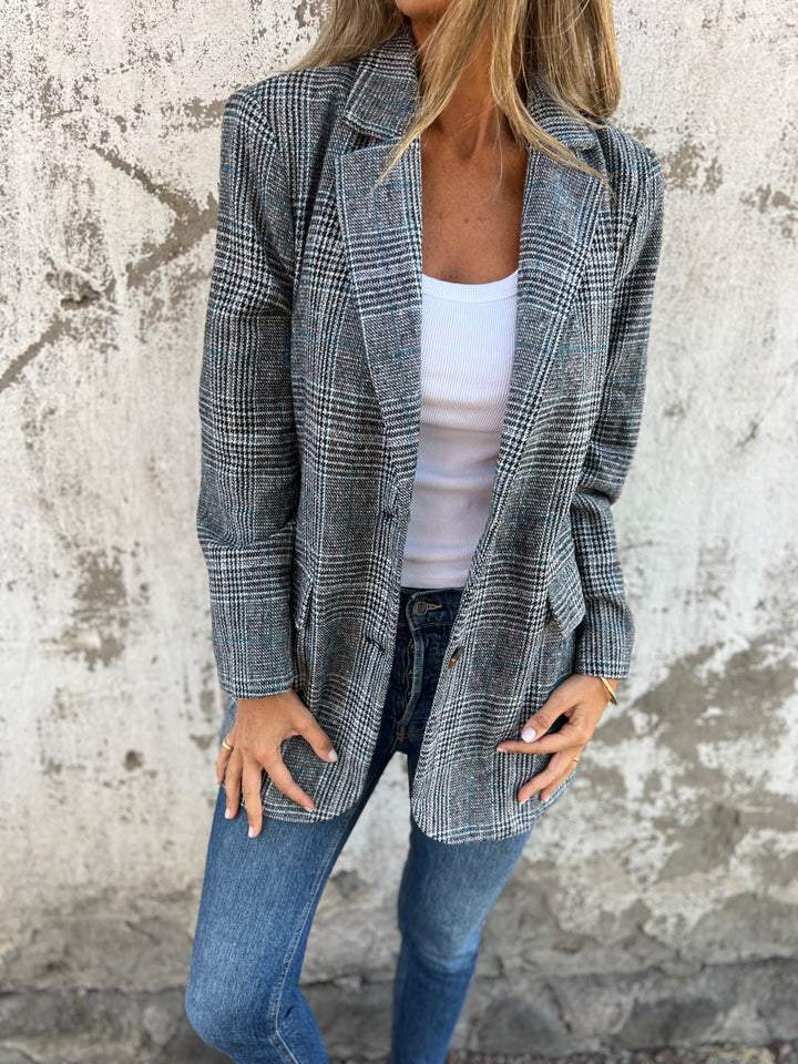 Kimberly Benn | Elegant Blazer