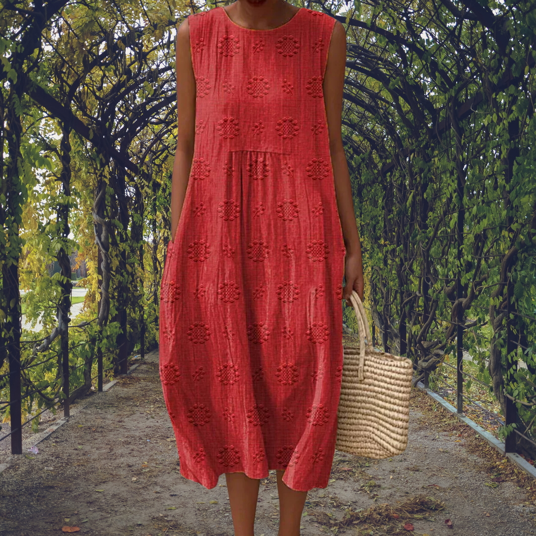 Kimberly Benn | Elegant Sleeveless Dress With Pockets