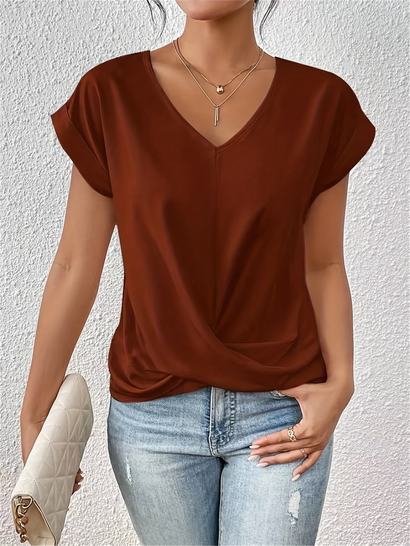 Kimberly Benn | Sweetheart Neckline Casual T-Shirt
