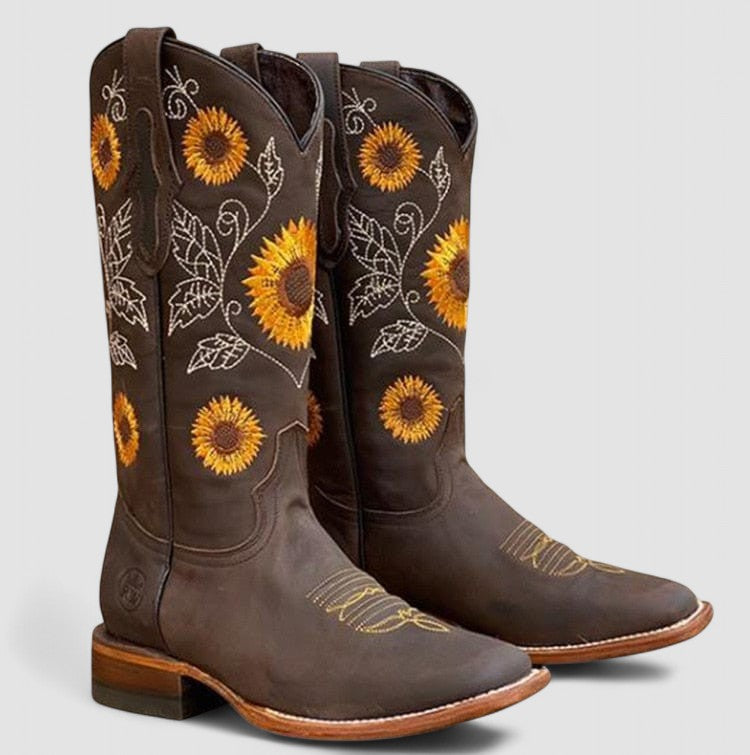 Kimberly Benn | Orthopedic Western Boots