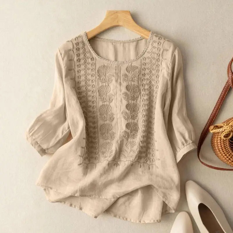 Kimberly Benn | Embroidered Relaxed Blouse