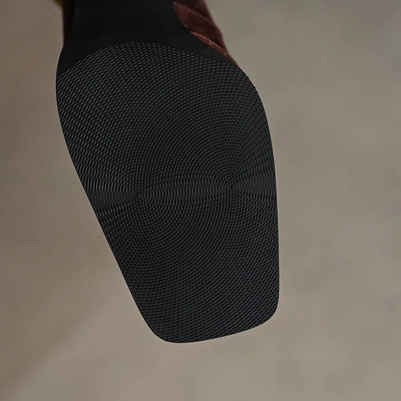 Kimberly Benn | Classic Pumps