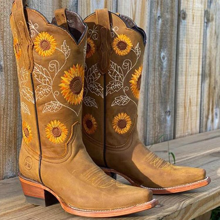 Kimberly Benn | Bohemian Style Boots