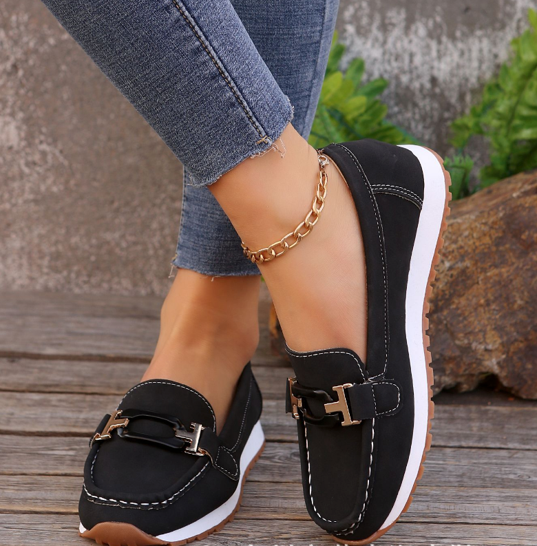 Kimberly Benn | Connected Chain Loafers