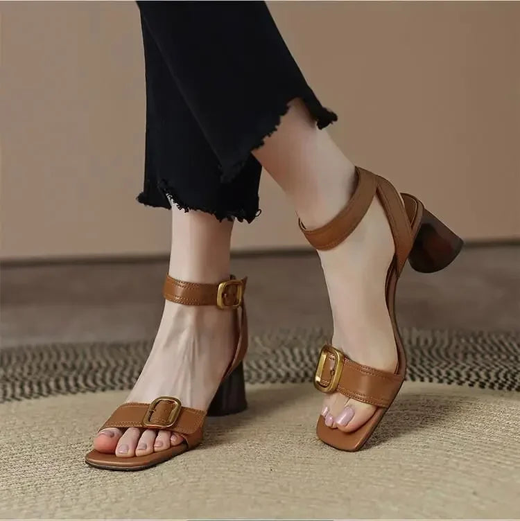 Kimberly Benn | Stylish Sandals