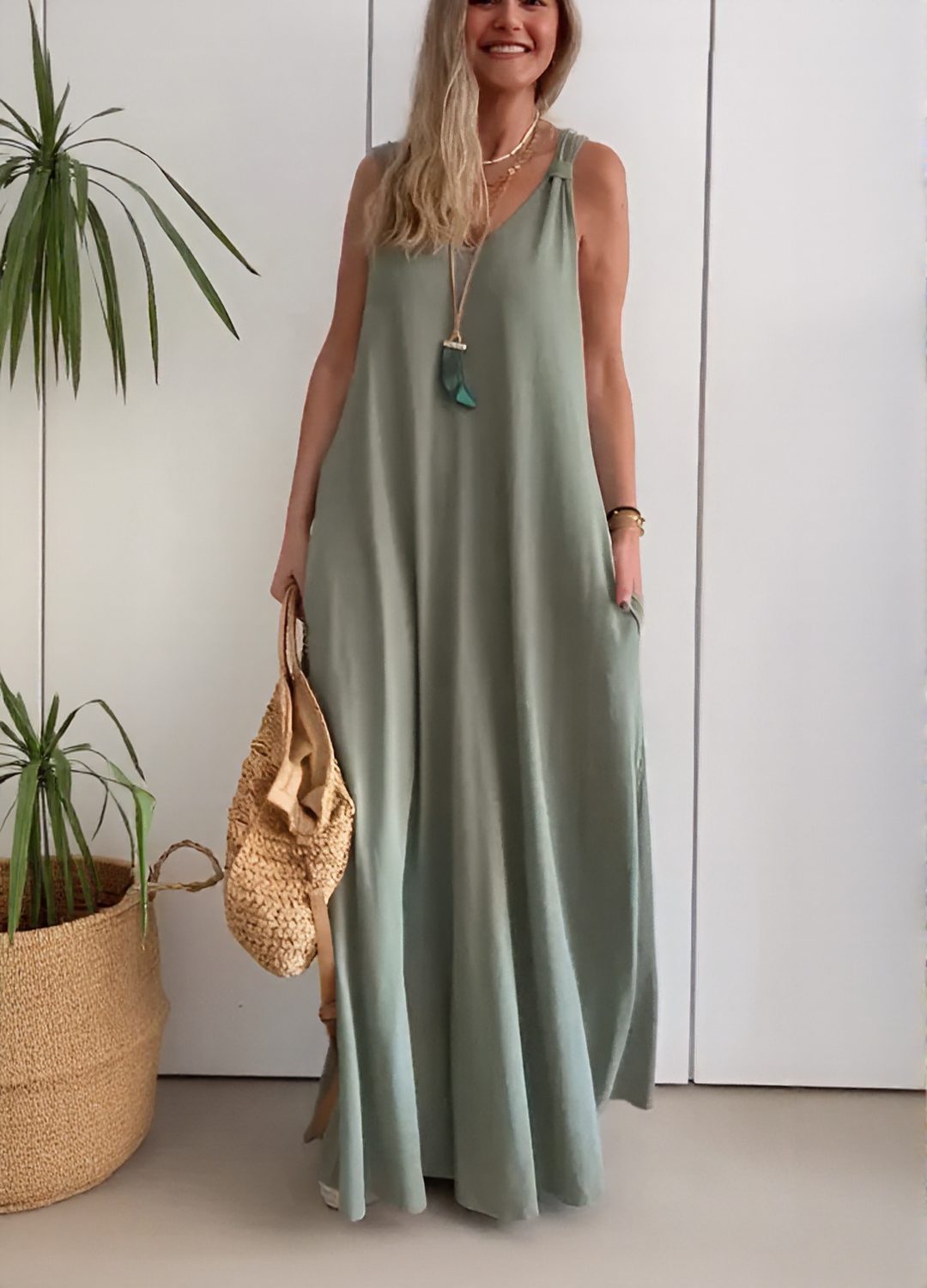 Kimberly Benn | Sleeveless Flowy Maxi Dress