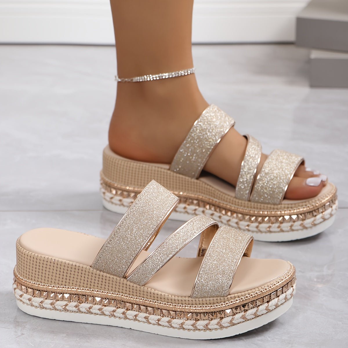 Kimberly Benn | Effortless Spring Sandals