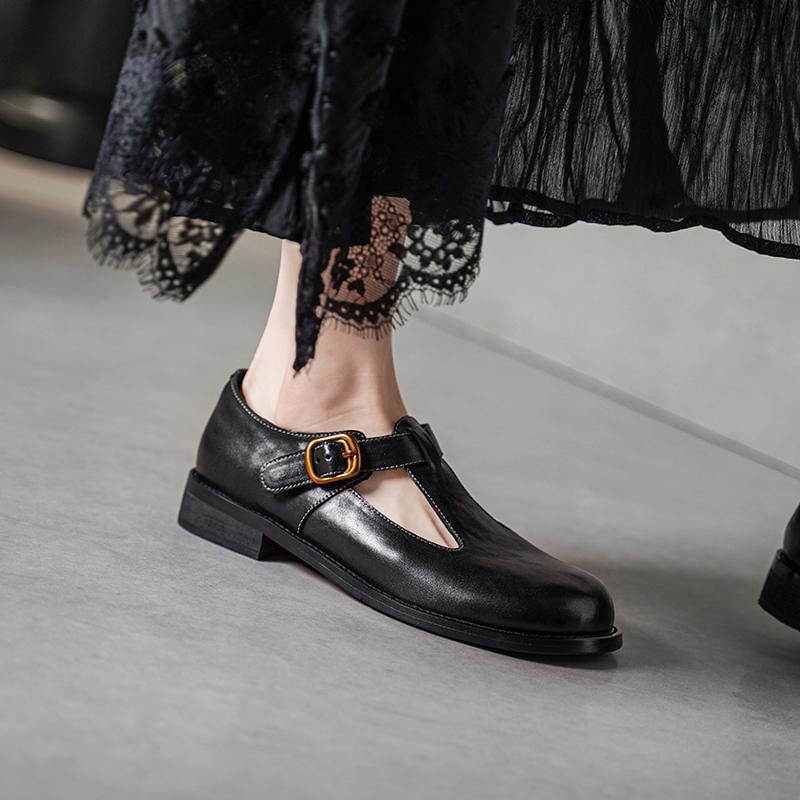 Kimberly Benn | Elegant Mary Janes